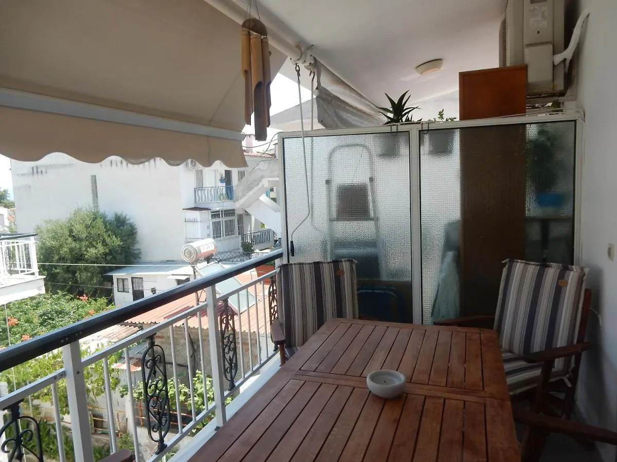 Flamingo Villa Hanioti 0*,  Greece